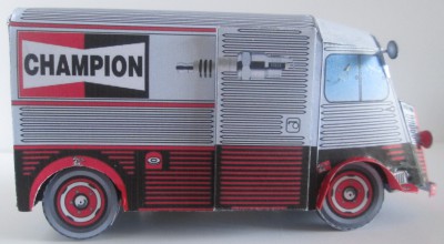 P036 HY Bougies Champion.JPG