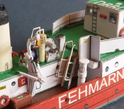 ... mènent au pont des embarcations.<br /><br />Cordialement<br />Kurt