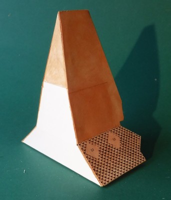 … emboîtée dans la pièce 72…