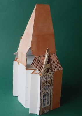 …et la languette centrale est collée.<br /><br />Cordialement,<br /><br />Kurt