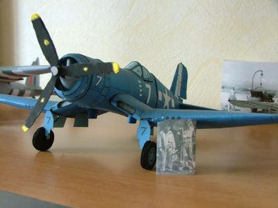 corsair f4u
toujours rÃ©duit
