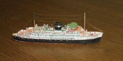 nisimi 3
vue tribord. Les fils sont des fils de cuivre (débris de cordons d'appareils de mesure)
