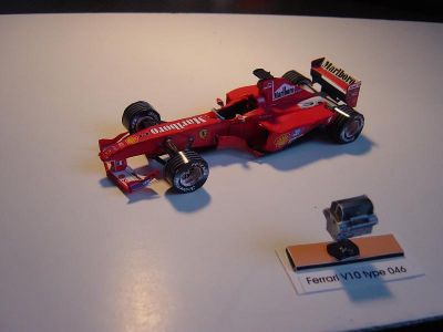 Ferrari rouge de Asahi F1
Un de mes fils en voulait une pour NoÃ«l !
Il n'a pas eu les clÃ©s, mais il Ã©tait content quand mÃªme
