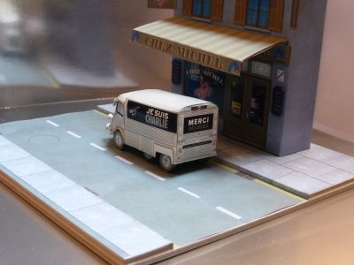 HY CHARLIE de Jean-Pierre - Atlas 983
Papier photo au 1/66Â°
