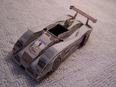 audi r8
une autre vue de l'audi r8 des 24H du mans
