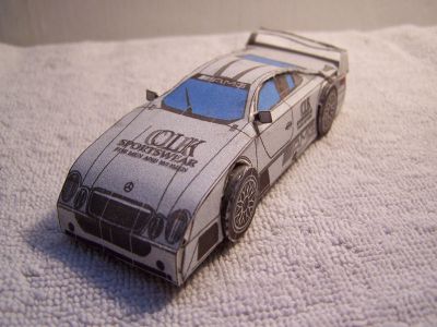 mercedes
une autre vue de la mercedes clk
