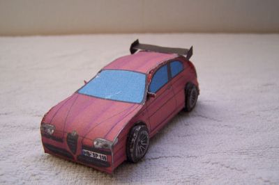 alfa romeo 147
voici la version definitive de l'alfa que j'avais rater aux depard
