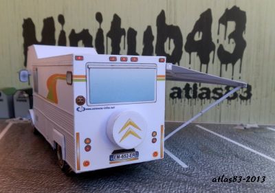 Type H Camping-car "rouge de Camille" restaurÃ© et modernisÃ©
