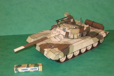 T-90 au 1/43 de Julius Perdana
