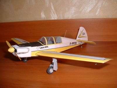 DM 165 VIKING
Maquette au 1/33. Création 2007
Crée dans les années 65 par Michel Dalotel, cet avion était promis à un bel avenir dans le domaine de la voltige. Faute de recevoir les dotations promises par l'état, il ne fut jamais produit.
Télechargement:http://pierreg.free.fr/carton/extra/dalotel/dalotelp1.htm
Notice:http://criquet11.eklablog.fr/mes-creations-au-1-33-c24570020/2
